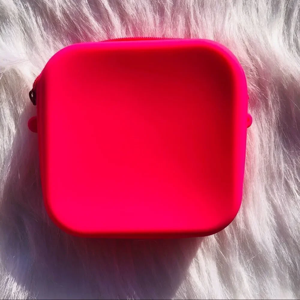 Brand New Pink Tik Tok Coin Purse Mini Purse‎